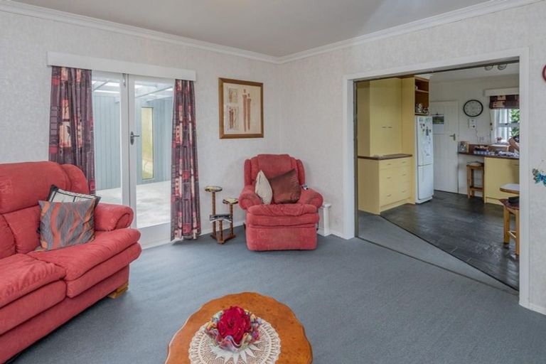 Photo of property in 158 Winchester Street, Levin, 5510