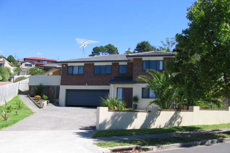 Photo of property in 32 Helen Ryburn Place, Torbay, Auckland, 0630