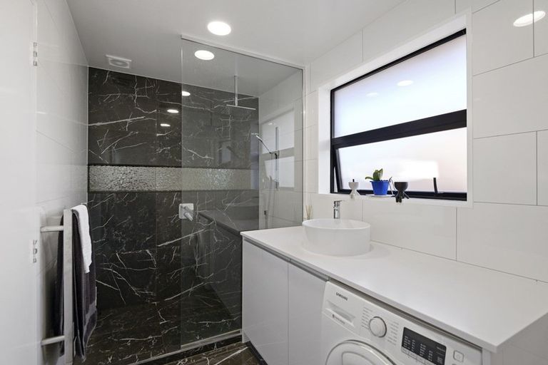 Photo of property in 10 Lochmore Street, Bishopdale, Christchurch, 8051