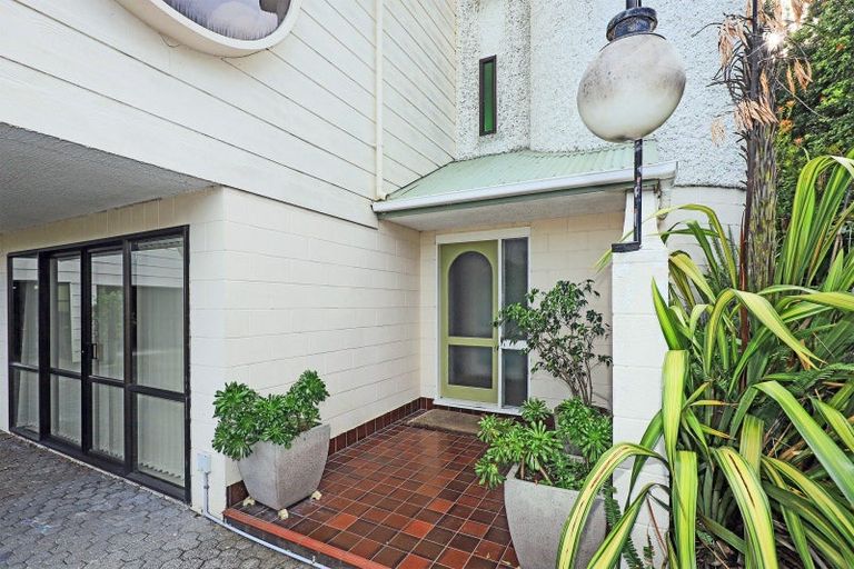 Photo of property in 17 Ewan Place, Taradale, Napier, 4112