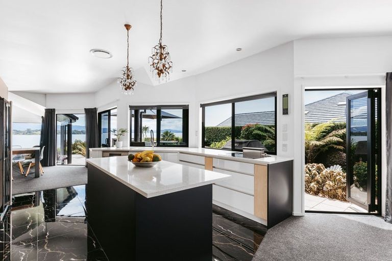 Photo of property in 24 Waterview Terrace, Omokoroa, 3114