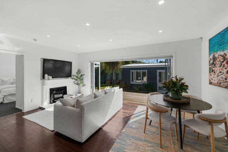 Photo of property in 1/14 Whitfield Street, Sumner, Christchurch, 8081