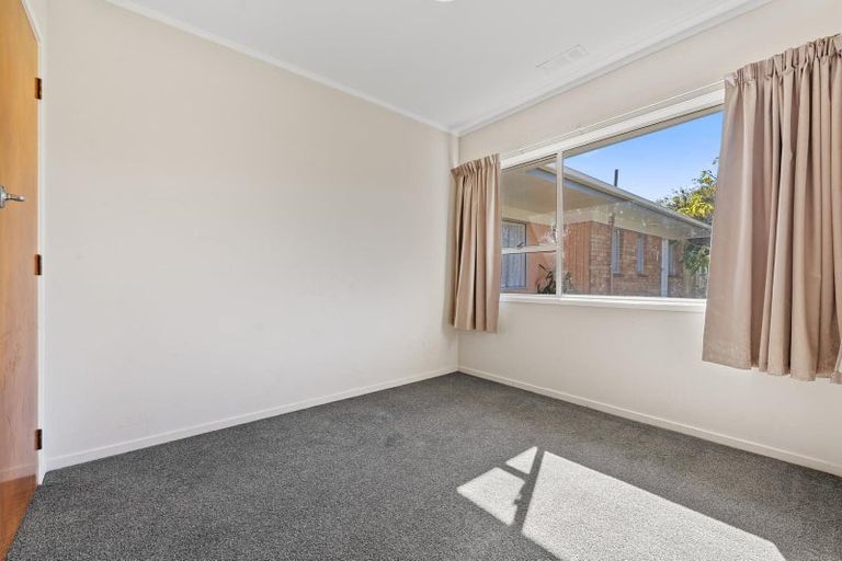 Photo of property in 6/79 Glendale Road, Glen Eden, Auckland, 0602