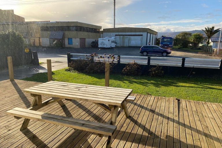 Photo of property in 126 Waverley Street, Karamea, 7893