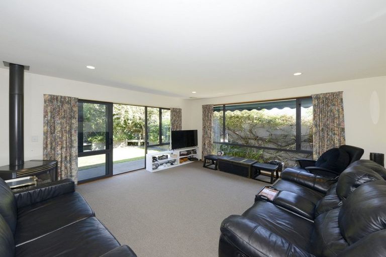 Photo of property in 2/82 Middleton Road, Upper Riccarton, Christchurch, 8041
