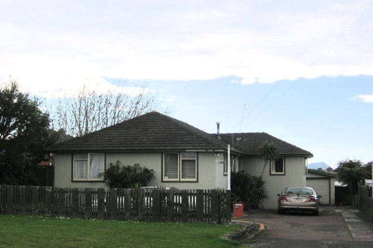 Photo of property in 30 Baycroft Avenue, Parkvale, Tauranga, 3112