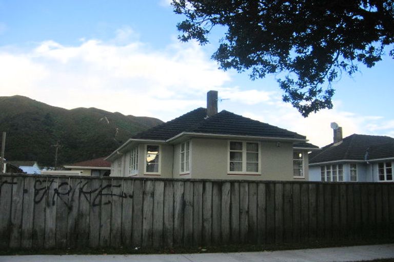 Photo of property in 49 Godley Street, Waiwhetu, Lower Hutt, 5010