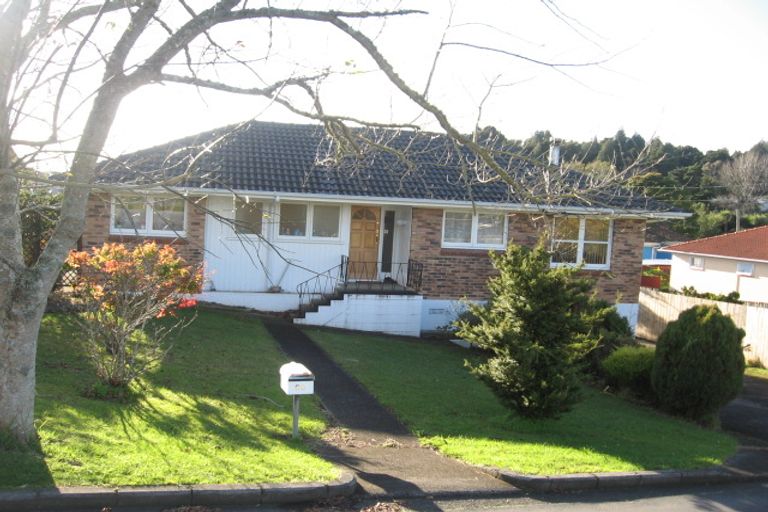 Photo of property in 60 Orams Road, Hillpark, Auckland, 2102
