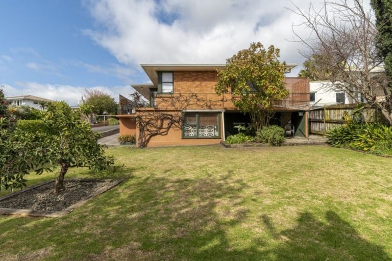 Photo of property in 18 Bristol Avenue, Brookfield, Tauranga, 3110