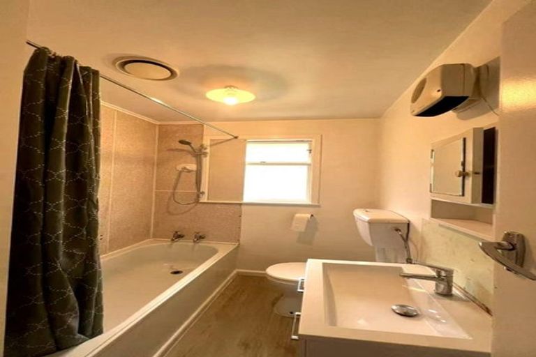 Photo of property in 3/12 Feilding Street, Addington, Christchurch, 8024