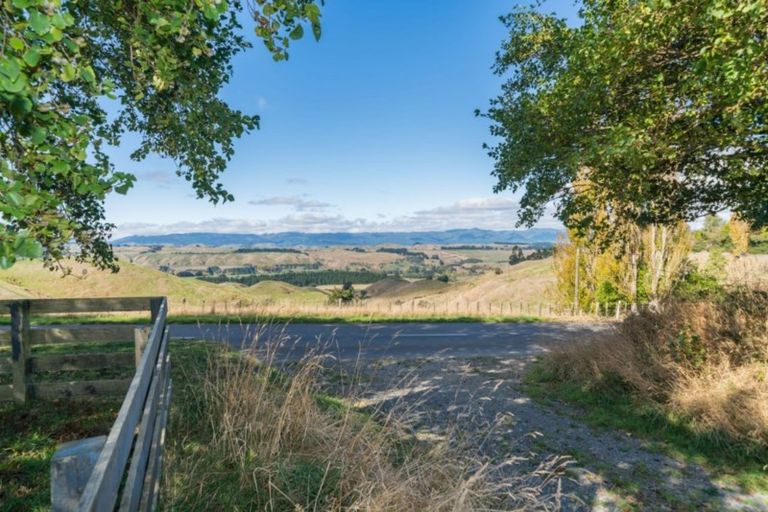 Photo of property in 10 Haggerty Street, Kimbolton, 4774