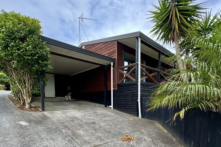 Photo of property in 1/7 Lyell Court, Clover Park, Auckland, 2019