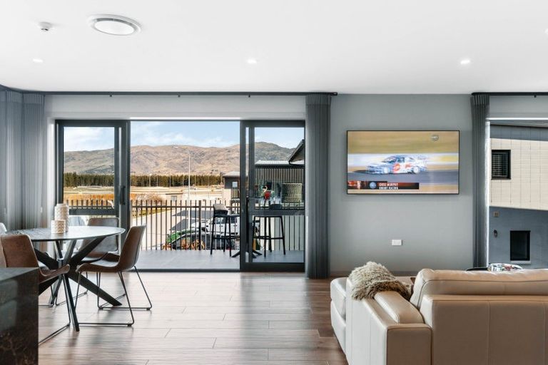 Photo of property in 26 Monaco Drive, Cromwell, 9384