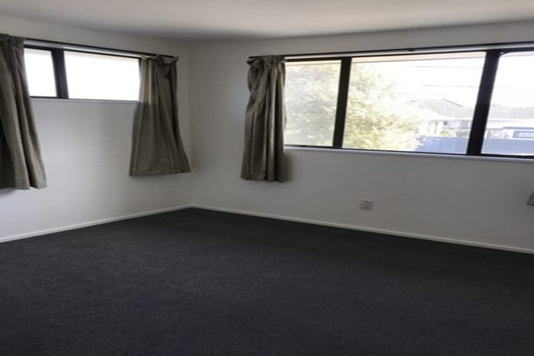 Photo of property in 2b Barclay Place, Burwood, Christchurch, 8061