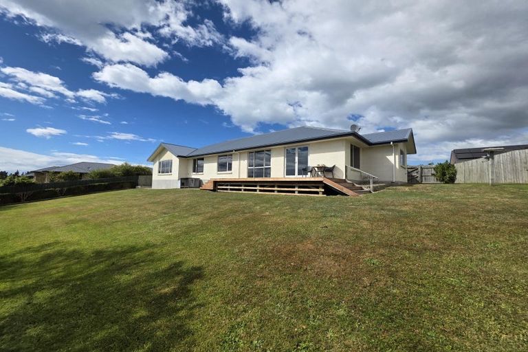 Photo of property in 16 North Ridge Drive, Oamaru North, Oamaru, 9400