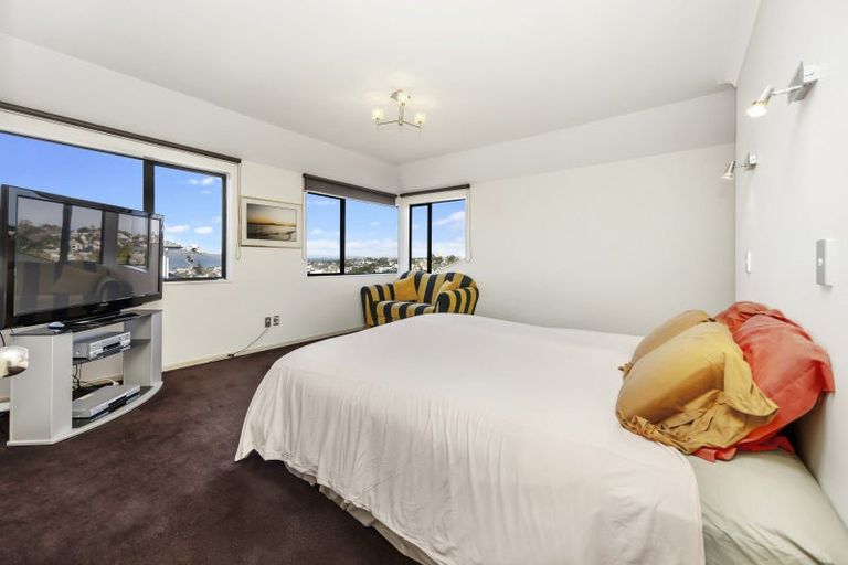 Photo of property in 34a Seaview Road, Castor Bay, Auckland, 0620