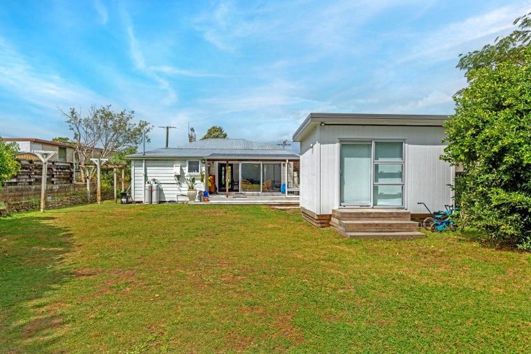 Photo of property in 11 Wellington Street, Te Hapara, Gisborne, 4010