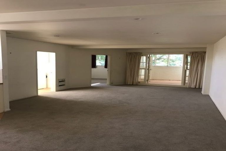 Photo of property in Lexington Apartments, 8/33 Hania Street, Mount Victoria, Wellington, 6011