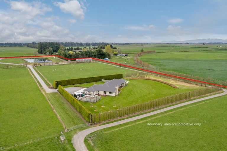 Photo of property in 814 Halkett Road, West Melton, Christchurch, 7671