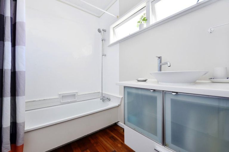 Photo of property in 2/46 Fergusson Street, Stoke, Nelson, 7011