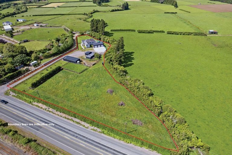 Photo of property in 2319 Mountain Road, Tariki, Inglewood, 4390