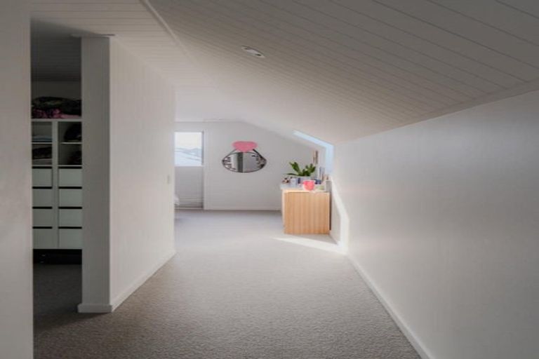 Photo of property in 43 Barn Road, Jacks Point, 9371