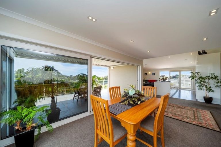 Photo of property in 9 Manukaka Heights, Hurdon, New Plymouth, 4310