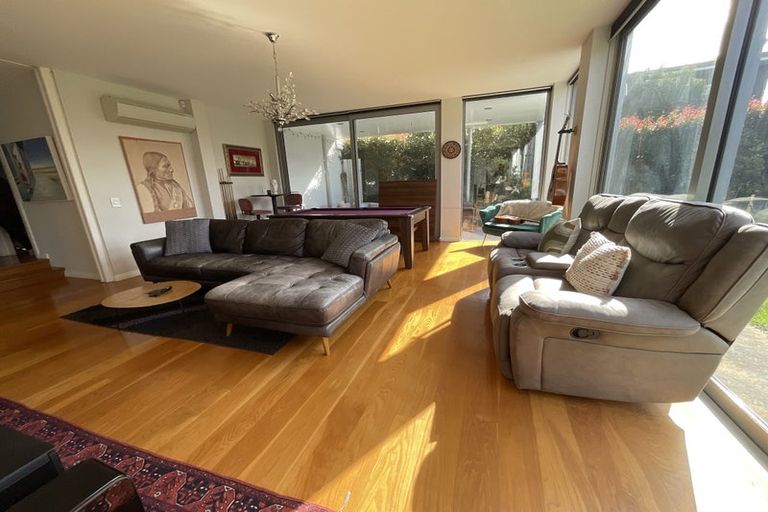 Photo of property in 276 Lake Road, Hauraki, Auckland, 0622