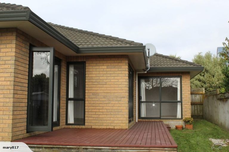 Photo of property in 34a Amberley Avenue, Te Atatu South, Auckland, 0610