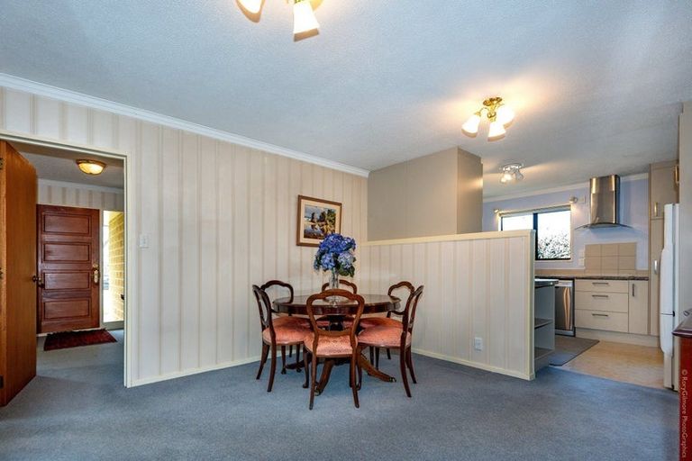 Photo of property in 11 Elvira Court, Bishopdale, Christchurch, 8053