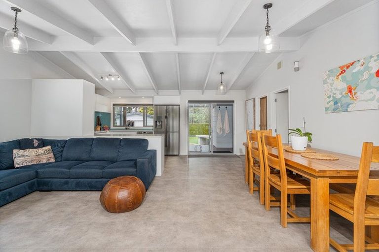 Photo of property in 3 Ocean Beach Road, Tairua, 3508