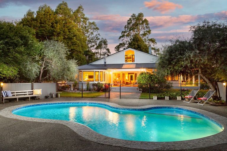 Photo of property in 72a Ahikouka Road, Ahikouka, Greytown, 5794