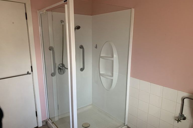 Photo of property in 2/504 Saint Aubyn, Hastings, 4122