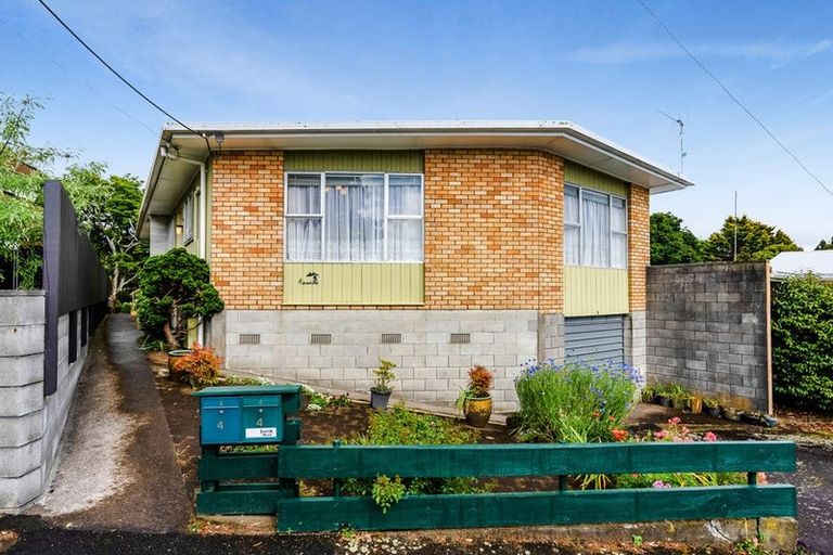 Photo of property in 2/4 Standish Street, New Plymouth, 4310