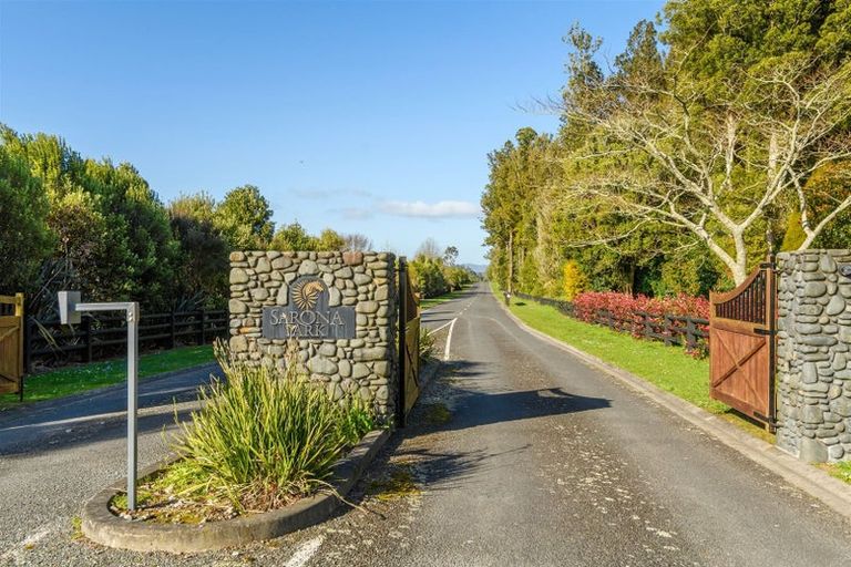 Photo of property in 11 Sarona Park Drive, Omanawa, Tauranga, 3171