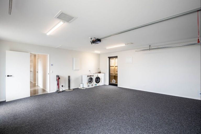 Photo of property in 16 Masters Lane, Waitara, 4320