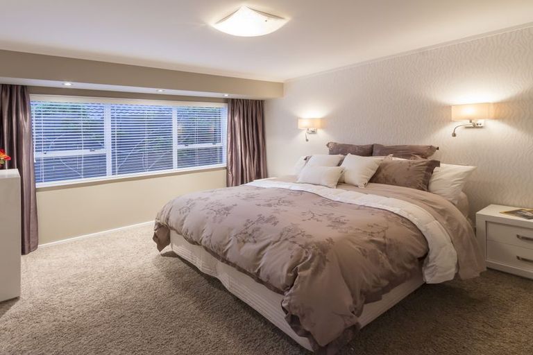 Photo of property in 56 Channing Crescent, Botany Downs, Auckland, 2010