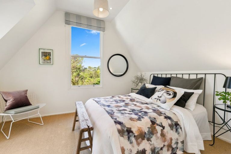 Photo of property in 39 Glenbervie Terrace, Thorndon, Wellington, 6011