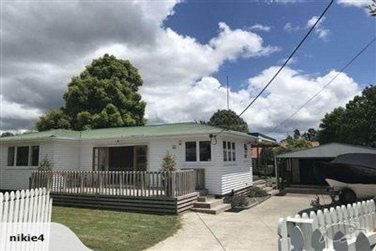 Photo of property in 36 Alice Street, Riverhead, 0820