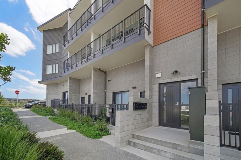 Photo of property in 6/2 Mahalo Avenue, Wiri, Auckland, 2104