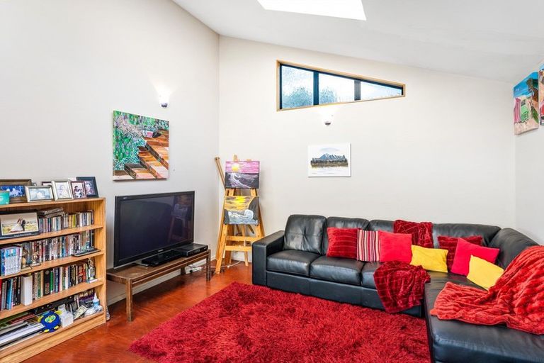 Photo of property in 13a Ferry Road, Days Bay, Lower Hutt, 5013