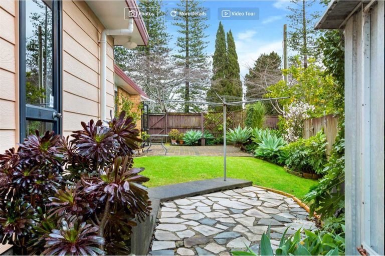 Photo of property in 47 Glenview Road, Glen Eden, Auckland, 0602