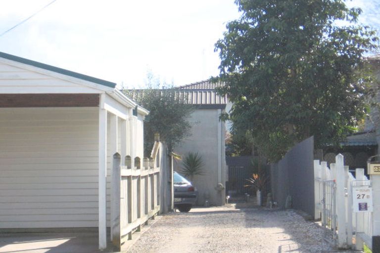Photo of property in 27a Ngatai Road, Otumoetai, Tauranga, 3110