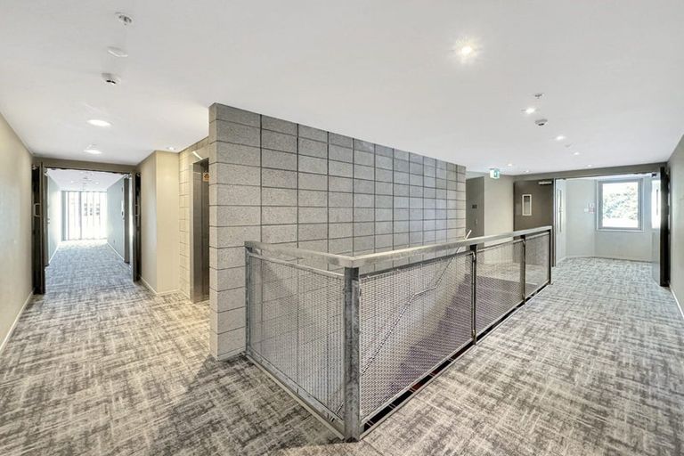 Photo of property in Masina Apartments, 306/80 Riddiford Street, Newtown, Wellington, 6021