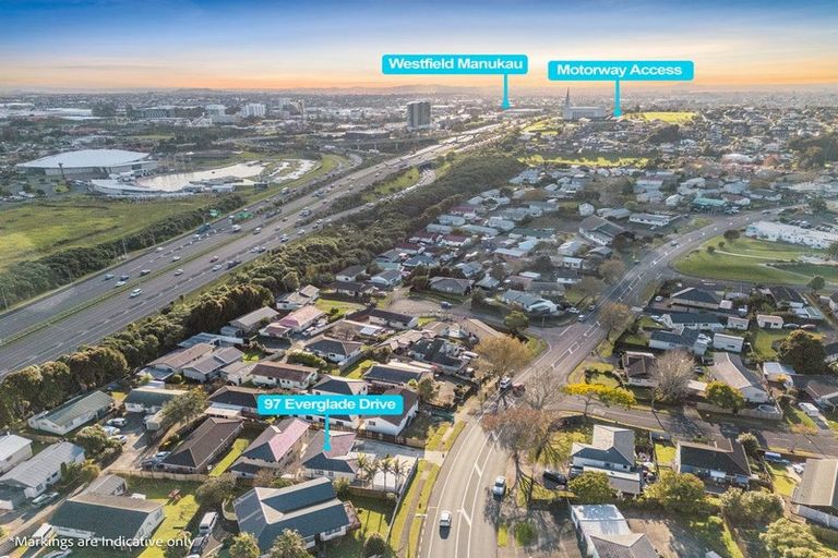 Photo of property in 97 Everglade Drive, Totara Heights, Auckland, 2105