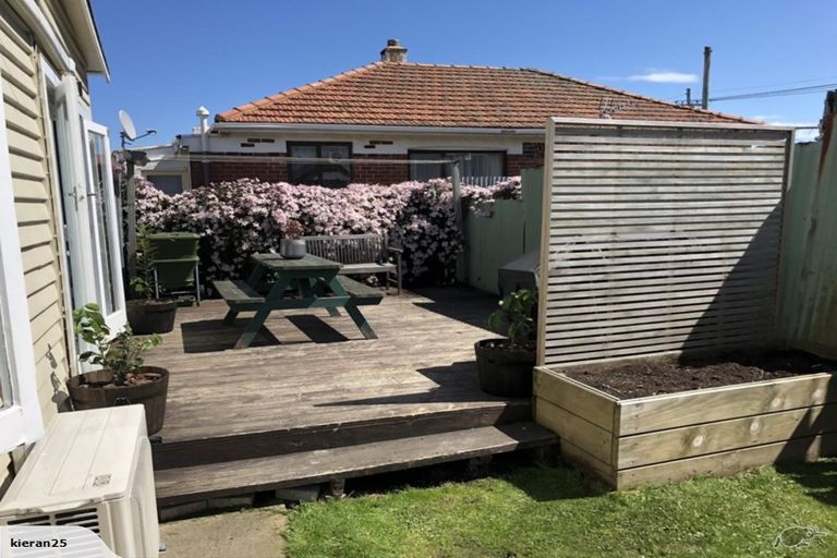 Photo of property in 32 Atkinson Street, South Dunedin, Dunedin, 9012