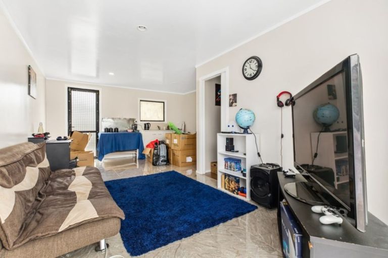 Photo of property in 6 Crail Court, Totara Heights, Auckland, 2105