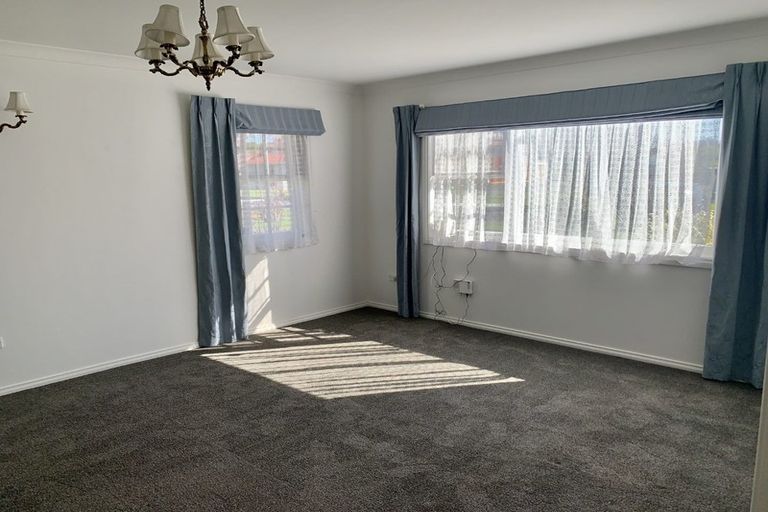 Photo of property in 5 Windsor Avenue, Waikanae, 5036