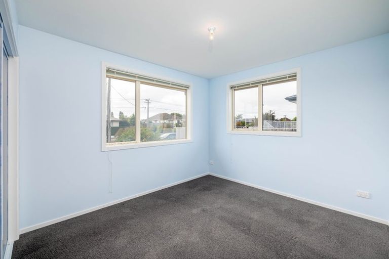 Photo of property in 24 Shortland Street, Wainoni, Christchurch, 8061