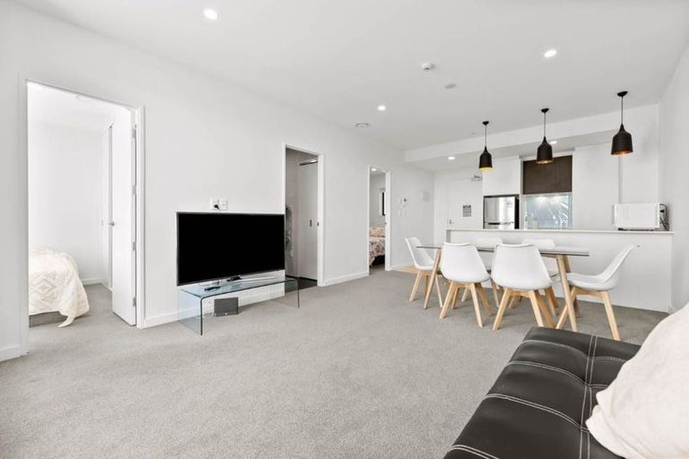 Photo of property in 204/19 Rawene Road, Birkenhead, Auckland, 0626